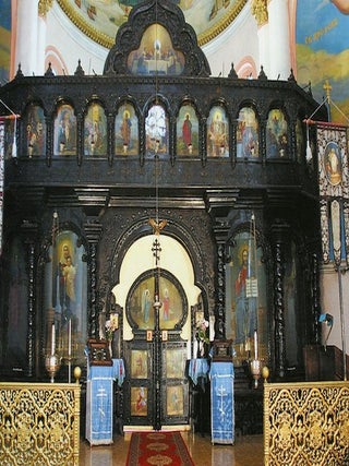 Imperatorskii khram Gatchinskogo dvortsa* (Church of the imperial family at Gatchina Palace)