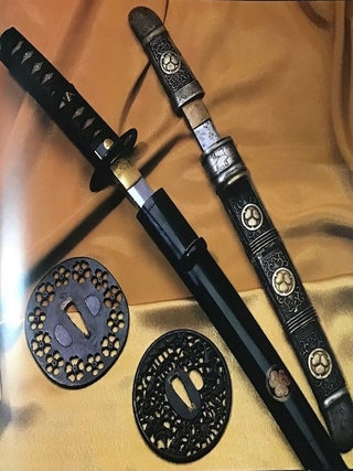 Khudozhestvennoe oruzhie: shedevry Morskogo muzeiia Rossii: (Ornamental Arms: masterpieces of the Russian Naval Museum)