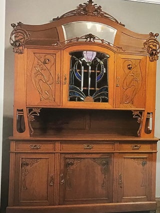 Dekorativno-prikladnoe iskusstvo Sankt-Peterburga za 300 let: Illiustrirovannaia entsiklopediia, tom 2 (An Illustrated Encyclopedia of Three Hundred Years of Decorative and Applied Arts of St. Petersburg, vol. 2)