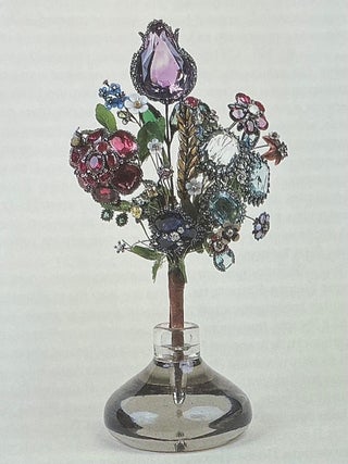 Dekorativno-prikladnoe iskusstvo Sankt-Peterburga za 300 let: Illiustrirovannaia entsiklopediia, tom 3 (An Illustrated Encyclopedia of Three Hundred Years of Decorative and Applied Arts of St. Petersburg, vol. 3)