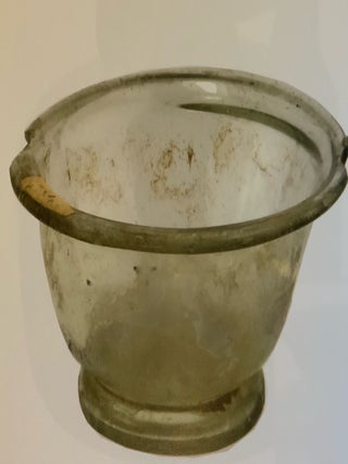Rimskoe steklo. Stekliannye sosudy iz sobraniia Tsentral'nogo muzeia Tavridy (Roman glass vessels from the collection of the Tauride Central Museum); 9785990746954