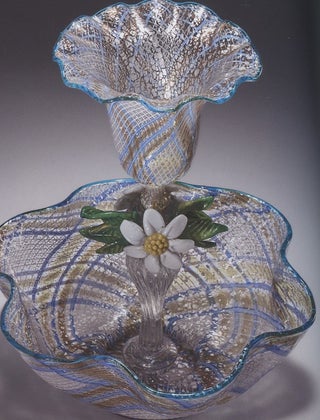 Fantaziia v nitiakh: kruzhevo i steklo Zapadnoi Evropy XVI – XIX vv. Katalog vystavki (Fantasia in threads: Western European lace and glass of the 17th to 19th centuries. Exhibition catalogue)