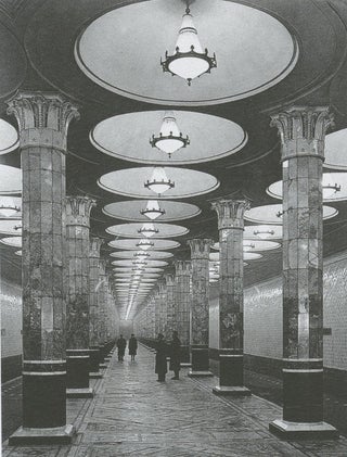 Moskovskii metro: podzemnyi pamiatnik arkhitektury / Moscow Metro: Underground Monument of Architecture