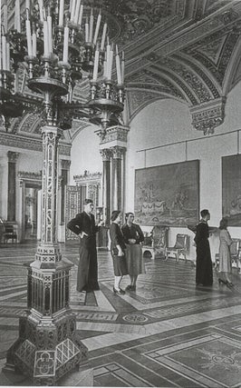 Dvortsy Ermitazha v sovetskii period (The Hermitage palaces in the Soviet period)