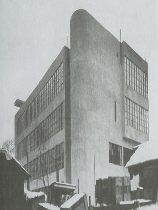 El’ Lisitskii. Rossiia. Rekonstruktsiia arkhitektury v Sovetskom Soiuze. Kommentirovannoe izdanie (El’ Lisitskii. Russia: the reconstruction of architecture in the Soviet Union)