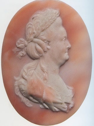 Carl Fabergé and Masters of Stone Carving. Russian Gems / Karl Faberzhe i mastera kamnereznogo dela. Samotsvetnye sokrovishcha Rossii, 9785886782165