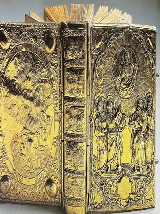 Golden Treasure Trove of the Russian Museum / Zolotaia kladovaia Russkogo muzeia