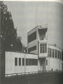 Aleksandr Nikol'skii i arkhitektura stadionov (Aleksandr Nikol'skii and the architecture of stadiums)