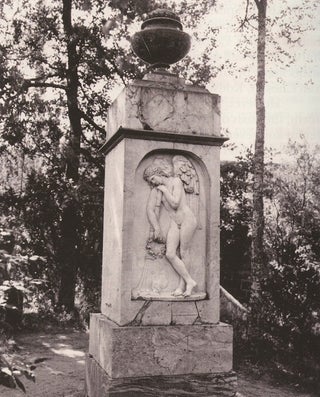 Pamiatniki monumental'nogo iskusstva / Memorials of Monumental Art [of Pavlovsk palace and park ensemble]