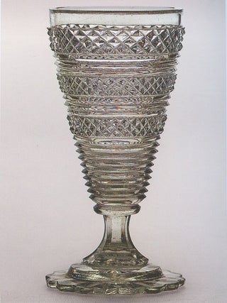 Katalog kollektsii stekla iz sobraniia Muzeia-Usad'by Arkhangel'skoe (Catalogue of the glass collection in the Arkhangel'skoe Museum-Estate)