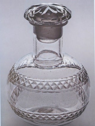 Katalog kollektsii stekla iz sobraniia Muzeia-Usad'by Arkhangel'skoe (Catalogue of the glass collection in the Arkhangel'skoe Museum-Estate)