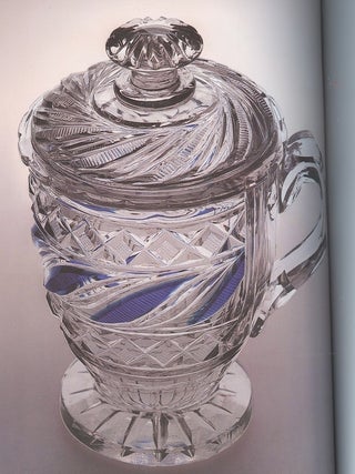 Katalog kollektsii stekla iz sobraniia Muzeia-Usad'by Arkhangel'skoe (Catalogue of the glass collection in the Arkhangel'skoe Museum-Estate)