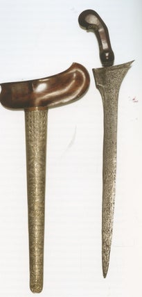 Magicheskoe oruzhie s nebes: Iz indoneiziiskoi kollektsii Muzeia Azii i Tikhogo okeana (Varshava) / Magical Weapons from the Sky: Indonesian Side Arms from the Collection of the Asia and Pacific Museum in Warsaw