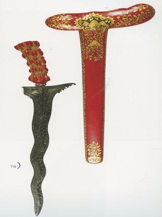 Magicheskoe oruzhie s nebes: Iz indoneiziiskoi kollektsii Muzeia Azii i Tikhogo okeana (Varshava) / Magical Weapons from the Sky: Indonesian Side Arms from the Collection of the Asia and Pacific Museum in Warsaw