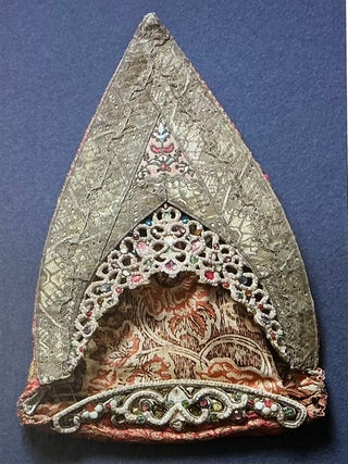 Vydaiushchiesia sobirateli narodno iskusstv (Outstanding collectors of folk art)