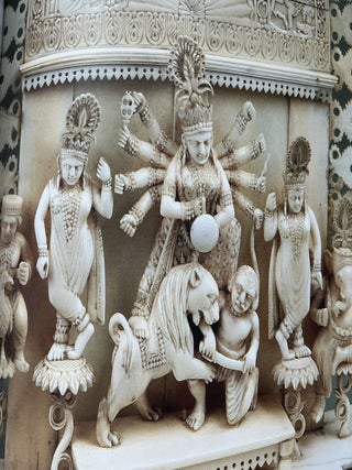"Na sviashchennykh kholmakh i v tenistykh zavodiakh": indiiskaia kollektsiia Gosudarstvennogo muzeia istorii religii ("On holy hills and in shady creeks": the India collection of the State Museum of the History of Religion)
