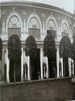 K istorii dvortsovoi biblioteki (Towards a history of the Palace Library)