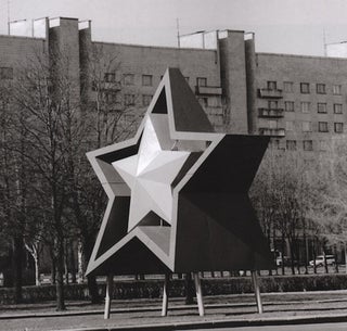 Vladimir Antoshchenkov: Artefakty (Vladimir Antoshenkov: Artefacts)