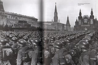Moskva v fotografii a kh, 1920-1930-e gody (Moscow in Photographs, 1920s – 1930s)